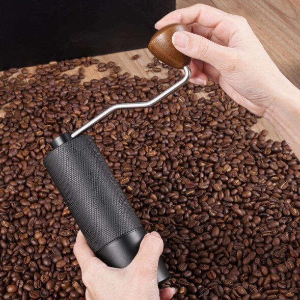 Aluminum coffee grinder (2)