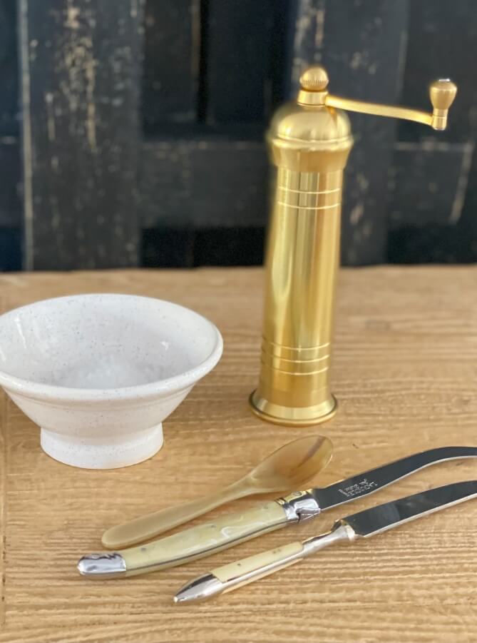 Brass-Salt-And-Pepper-Mill