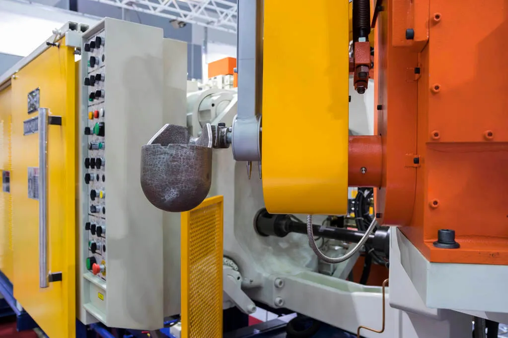 High pressure die casting machine