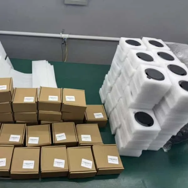 snus can package