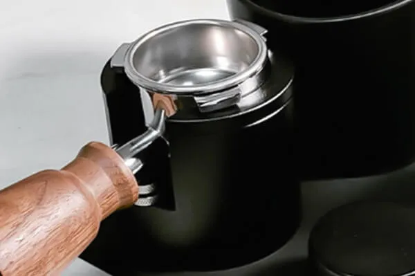 Aluminum Tamper Station