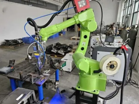 Robotic arm welding